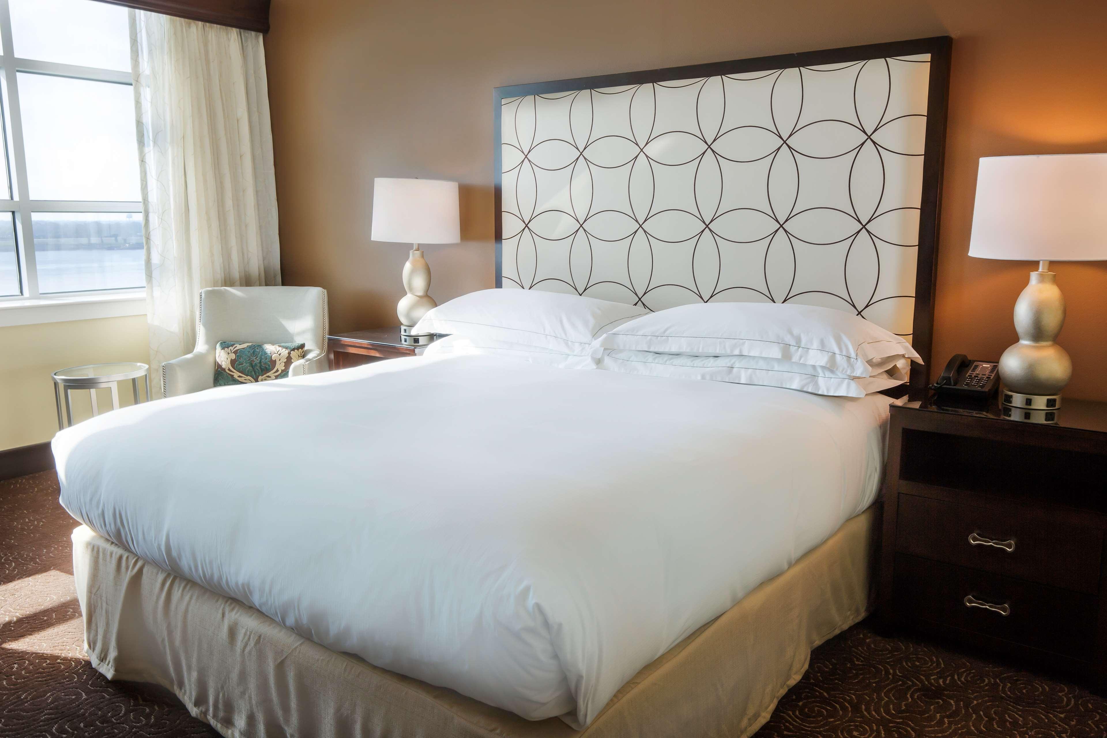 Hilton Baton Rouge Capitol Center Hotell Eksteriør bilde